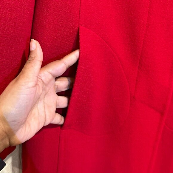 ✨Akris Size XS Women's Red Coat Wool Blend Long Sleeve Knee-Length✨ - Picture 5 of 9